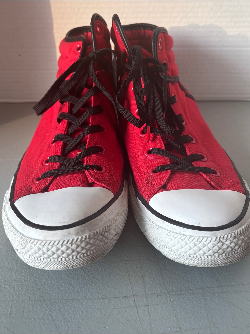 Converse All Star Chuck Taylor Red High Top Sneakers Men’s 13/Women’s 15 - Picture 2 of 9